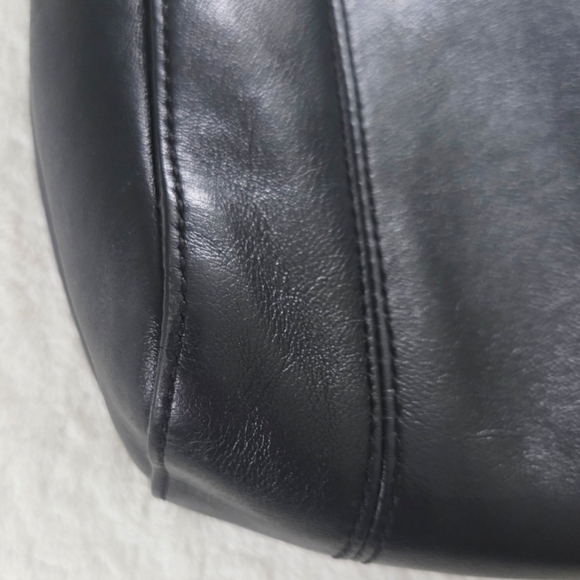 Coach ✨️ Black Leather Crossbody Bag - Picture 9 of 12